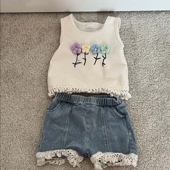 SHEIN Other - SHEIN Cream Top and Blue Shorts Set with Floral Design